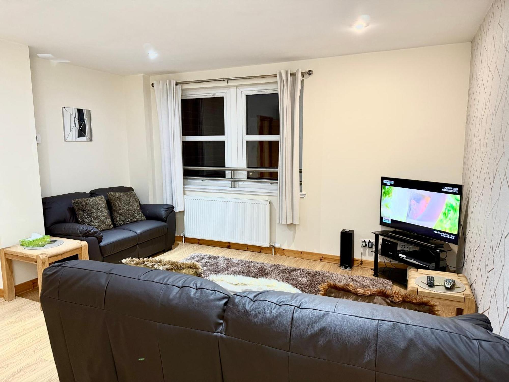 Azim And Suzi'S City Centre Apartment Inverness Luaran gambar