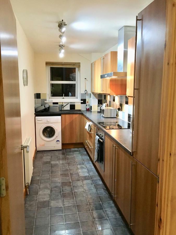 Azim And Suzi'S City Centre Apartment Inverness Luaran gambar