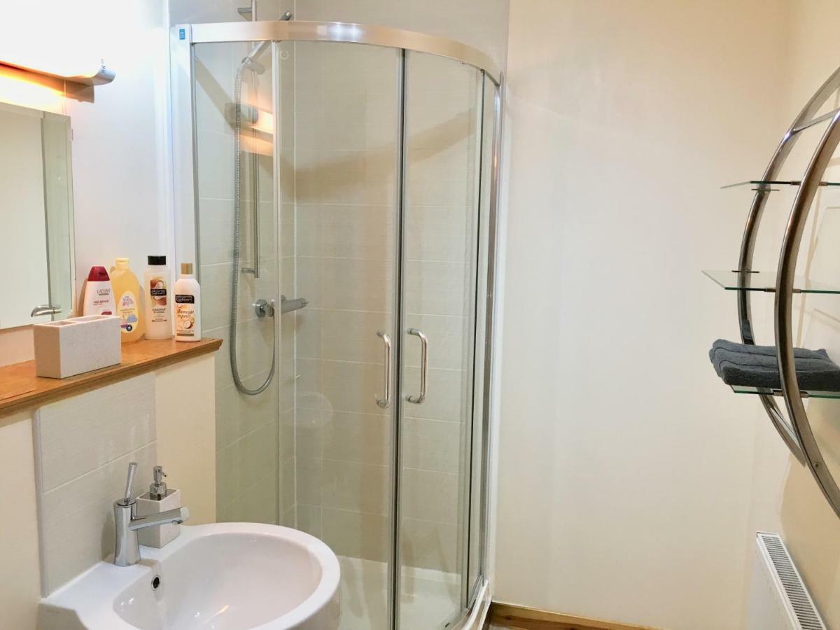 Azim And Suzi'S City Centre Apartment Inverness Luaran gambar