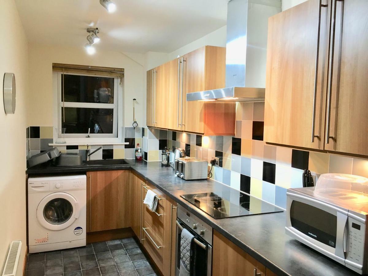 Azim And Suzi'S City Centre Apartment Inverness Luaran gambar