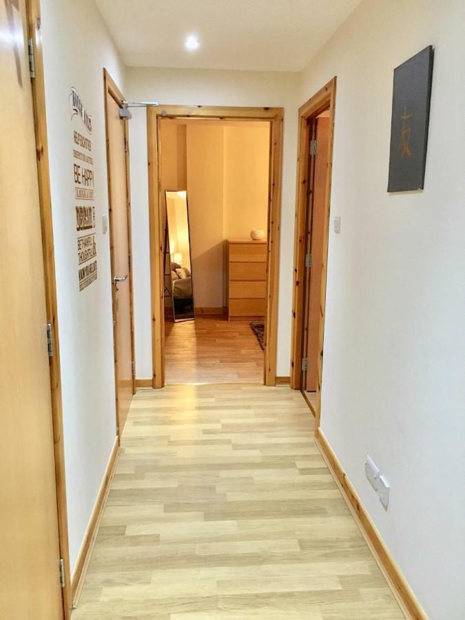 Azim And Suzi'S City Centre Apartment Inverness Luaran gambar